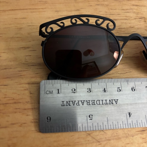 L.A. Eyeworks Sunglasses - Picture 12 of 12